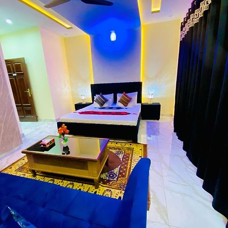 Moonlight Guest House ราวัลปินดี ภายนอก รูปภาพ