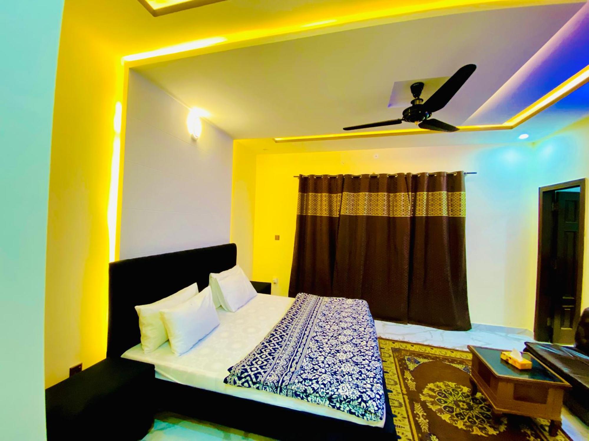 Moonlight Guest House ราวัลปินดี ภายนอก รูปภาพ