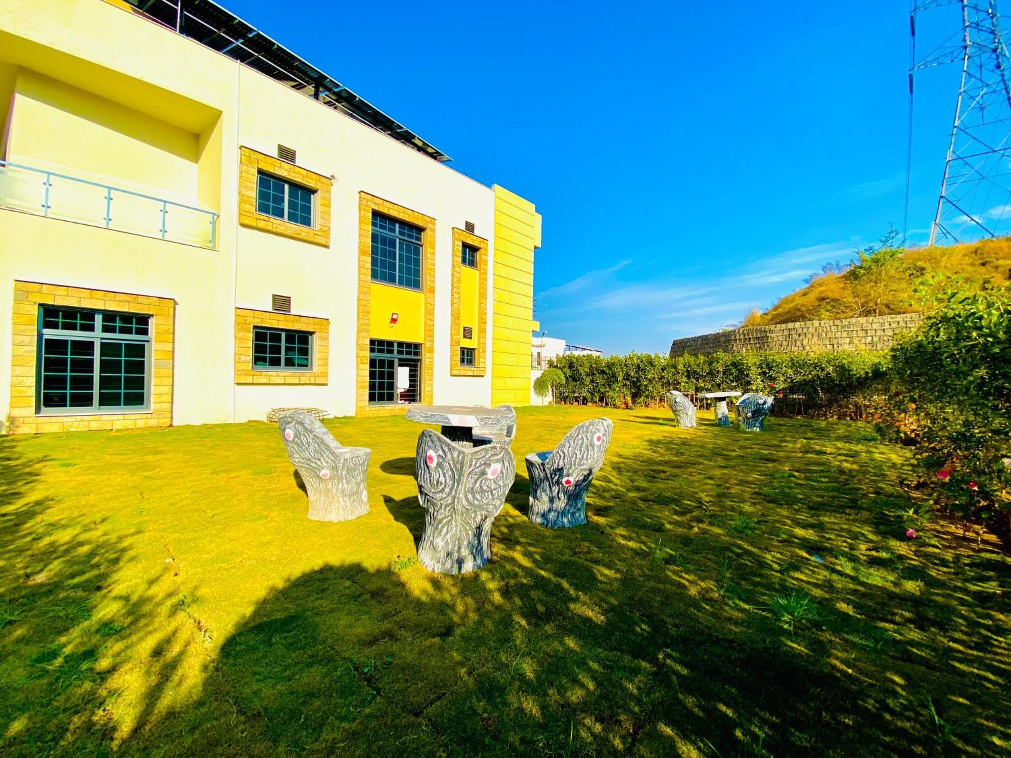 Moonlight Guest House ราวัลปินดี ภายนอก รูปภาพ