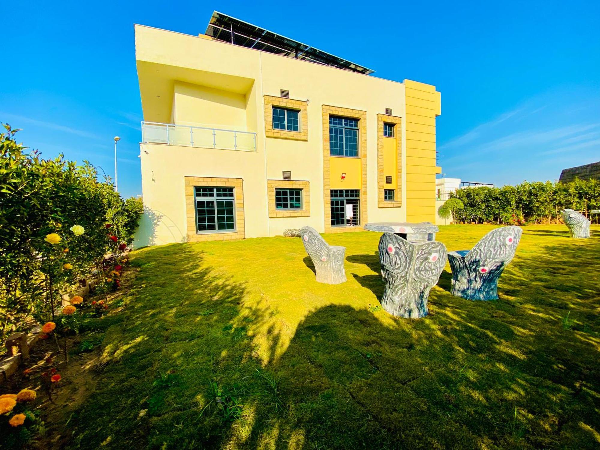 Moonlight Guest House ราวัลปินดี ภายนอก รูปภาพ