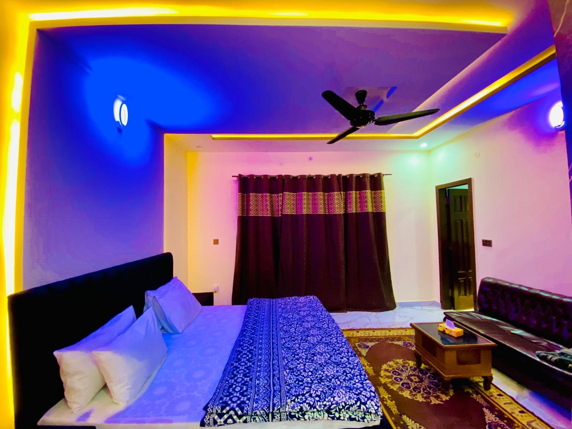 Moonlight Guest House ราวัลปินดี ภายนอก รูปภาพ
