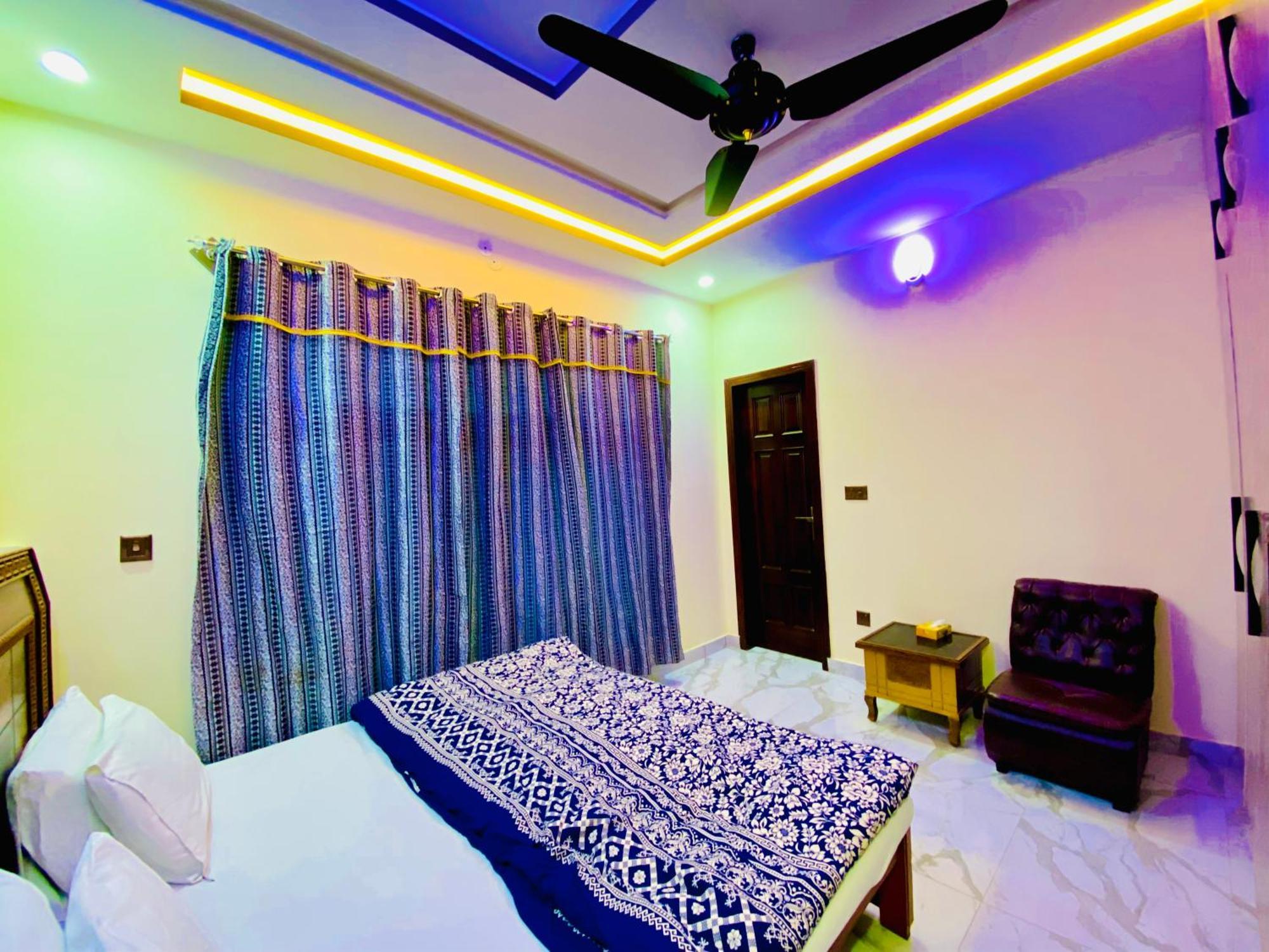 Moonlight Guest House ราวัลปินดี ภายนอก รูปภาพ