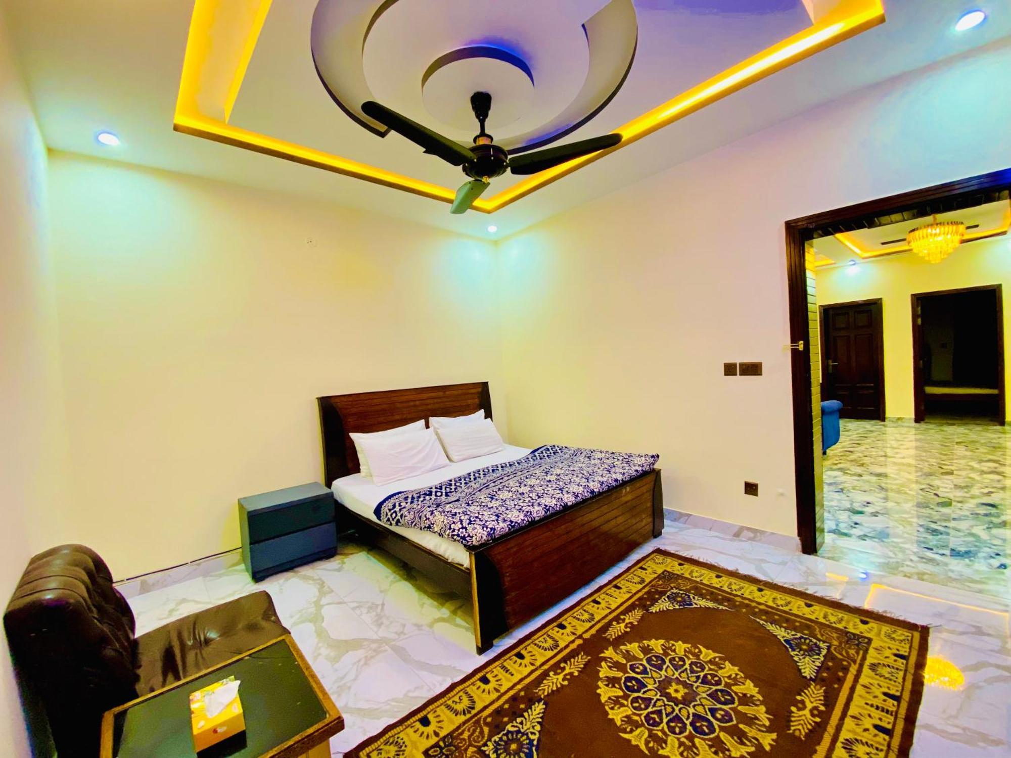 Moonlight Guest House ราวัลปินดี ภายนอก รูปภาพ