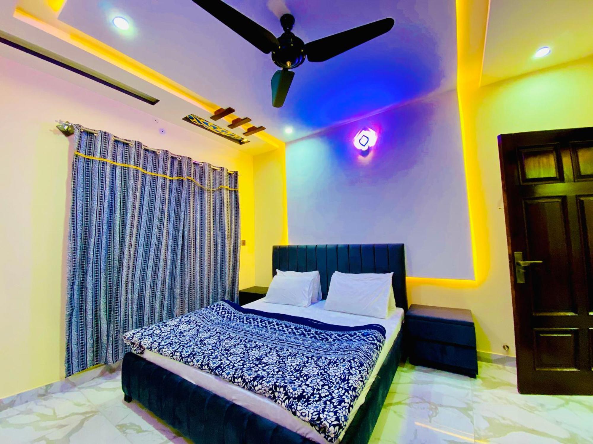 Moonlight Guest House ราวัลปินดี ภายนอก รูปภาพ