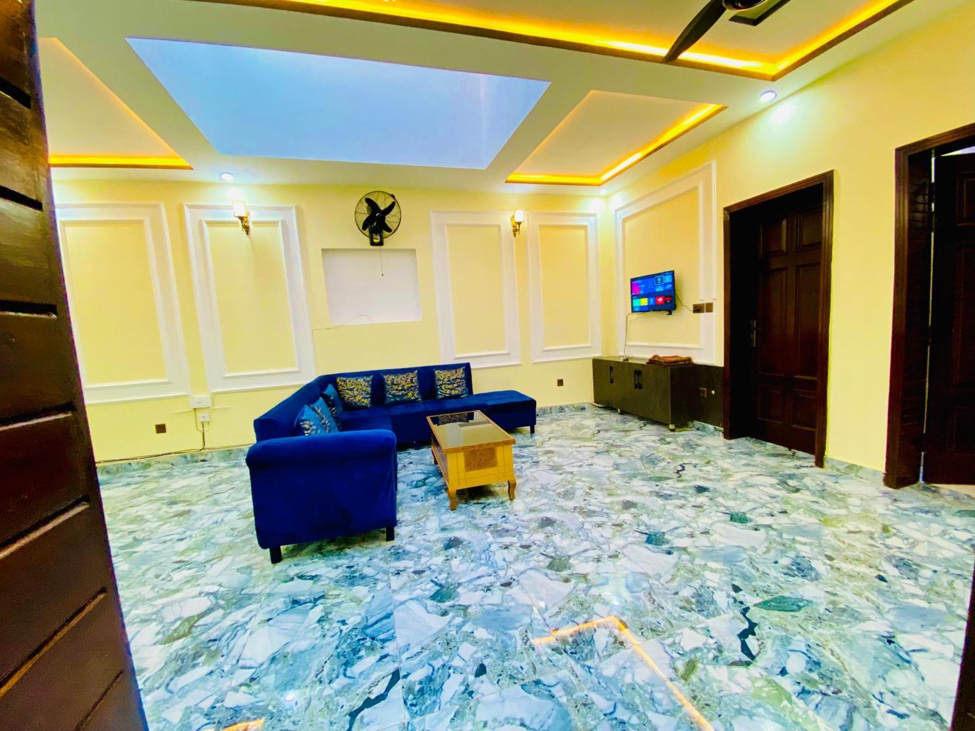 Moonlight Guest House ราวัลปินดี ภายนอก รูปภาพ