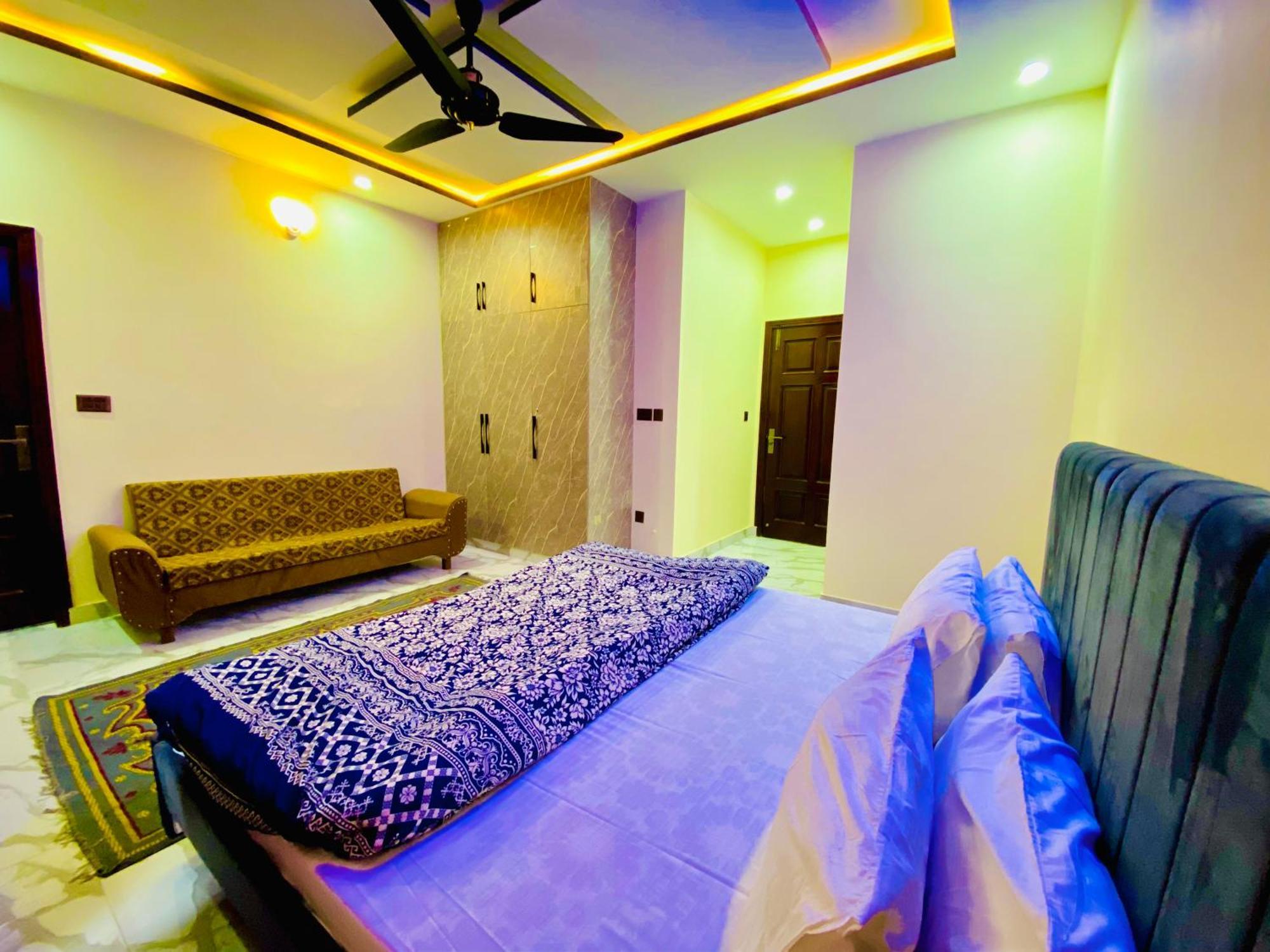 Moonlight Guest House ราวัลปินดี ภายนอก รูปภาพ