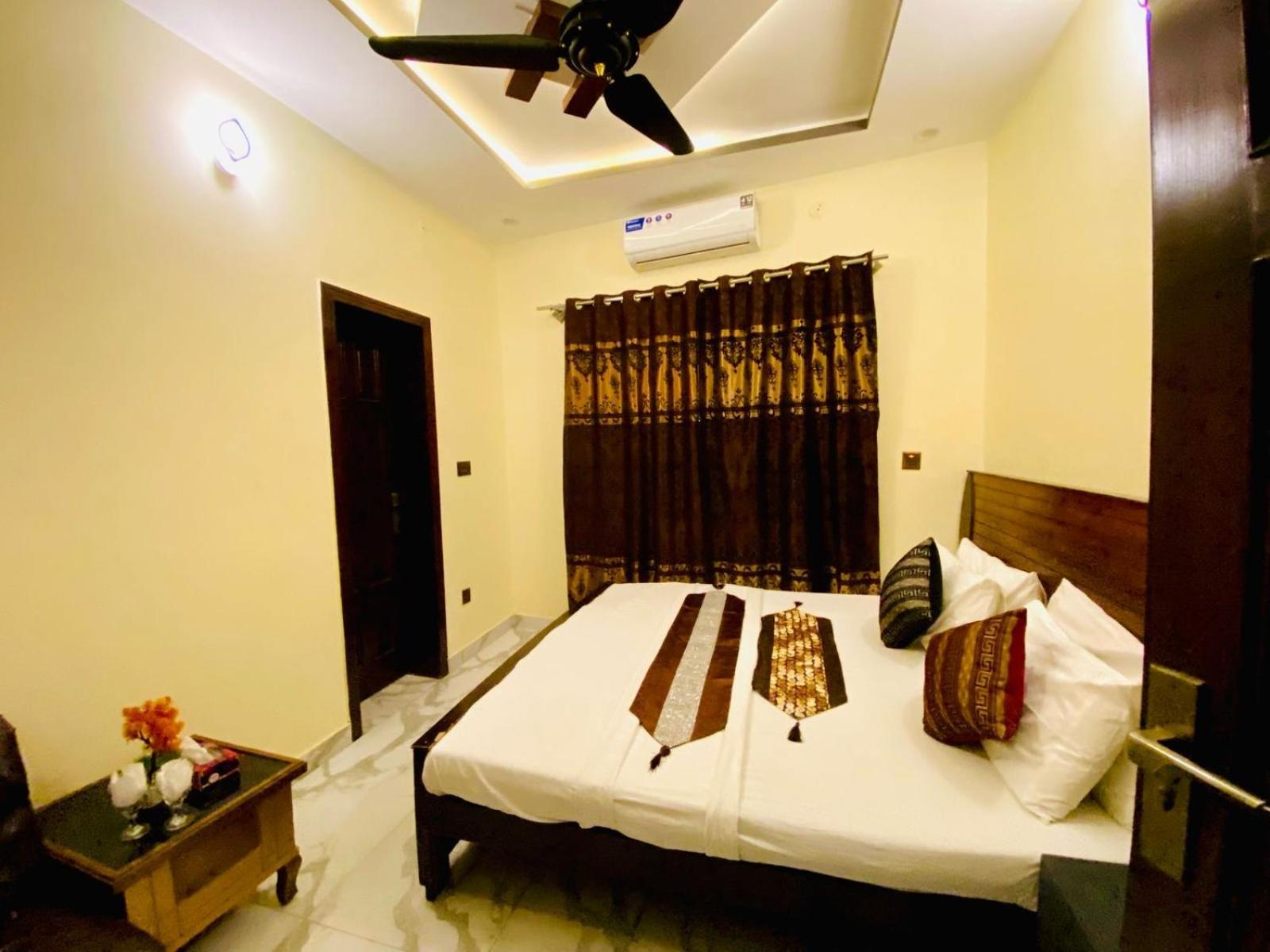 Moonlight Guest House ราวัลปินดี ภายนอก รูปภาพ